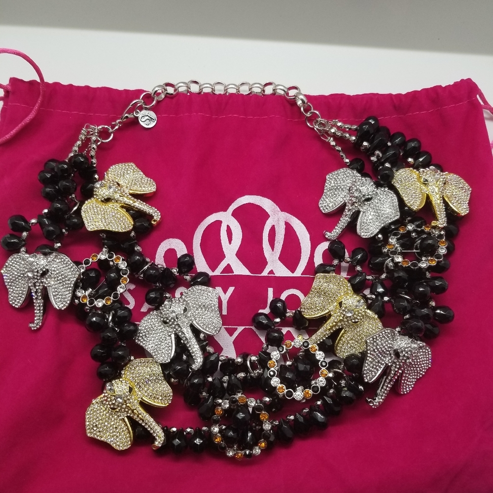 Sassy Jones Babar bib